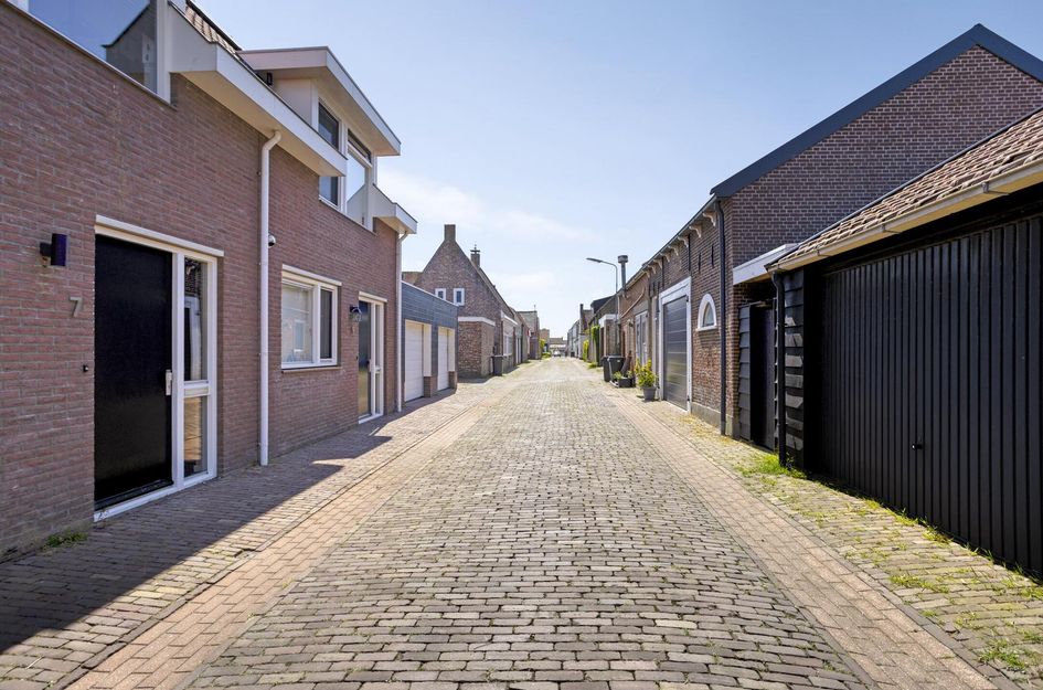 Middenstraat 7