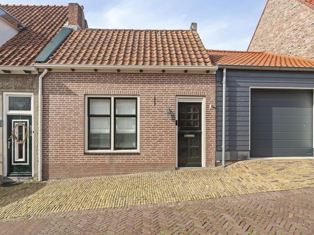Lentestraat 18, Scherpenisse