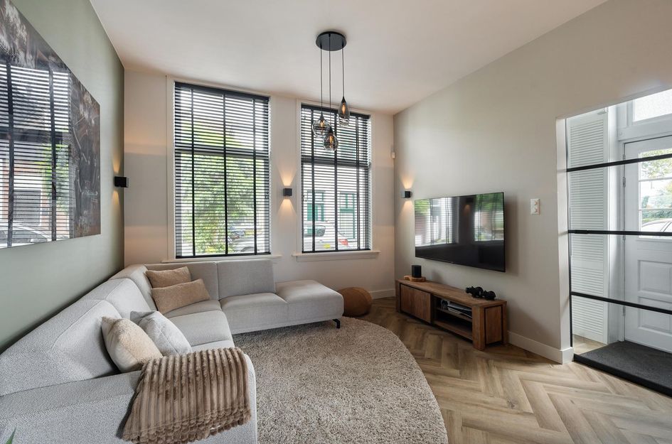 Anthonie Camerlingstraat 35