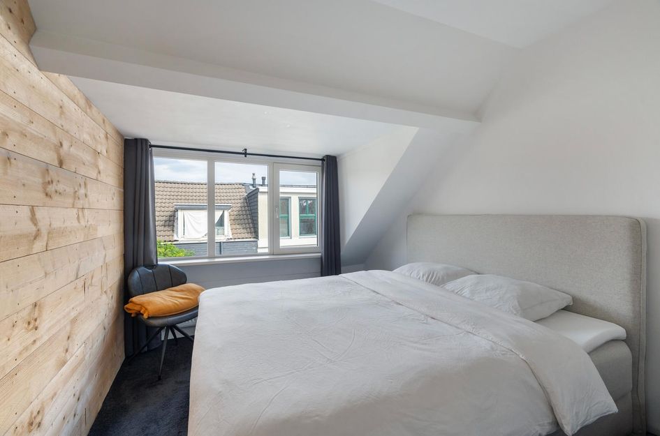 Anthonie Camerlingstraat 35