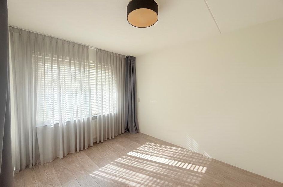 Lutmastraat 30B