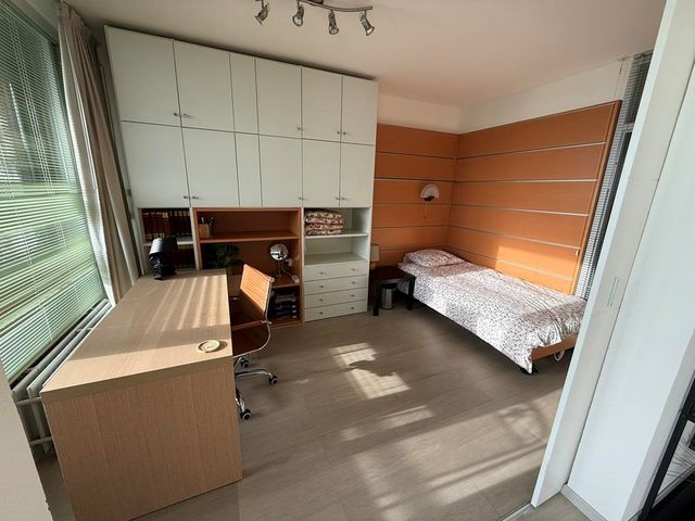 Kringloop 383 8, Amstelveen