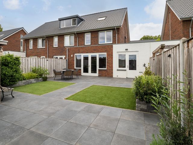 Buitenhof 34, Varik