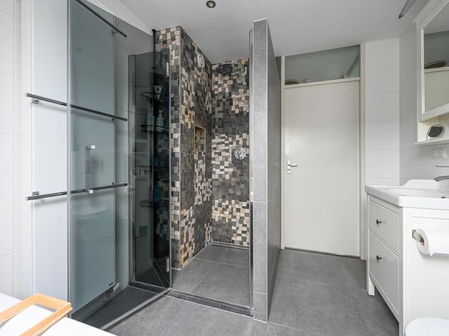 Laan van Vredestein 46, 'S-Gravenhage