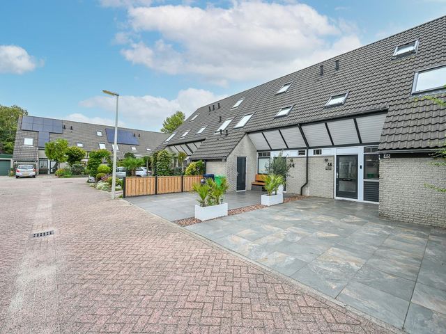 Laan van Vredestein 46, 'S-Gravenhage