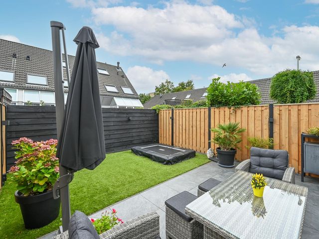Laan van Vredestein 46, 'S-Gravenhage