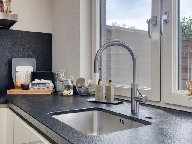 Bachlaan 16, Heesch
