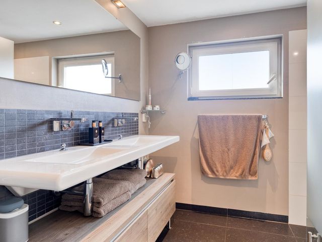 Bachlaan 16, Heesch