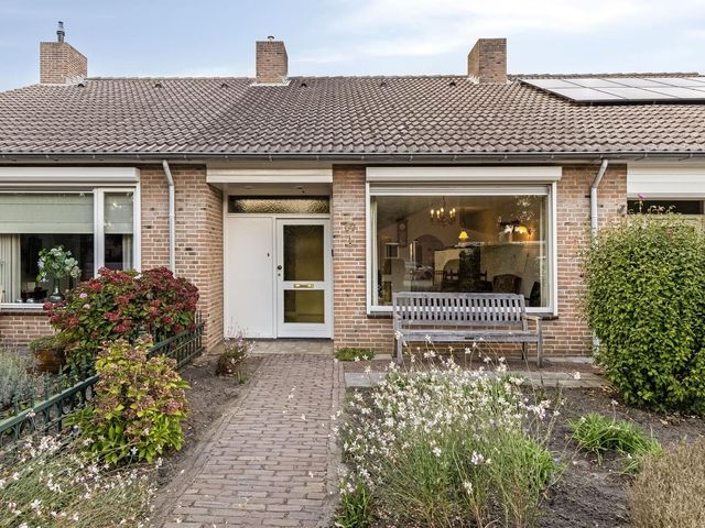 Molengraaf 17, Schaijk