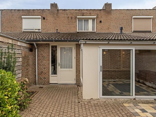 Molengraaf 17, Schaijk
