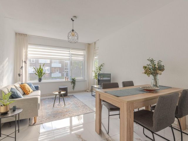 Kruiningenstraat 193, Rotterdam