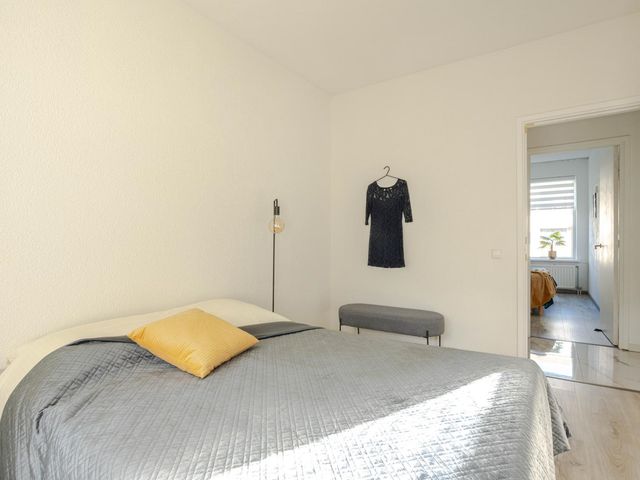 Kruiningenstraat 193, Rotterdam
