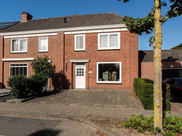 Mgr. Zwijsenstraat 20, Schijndel