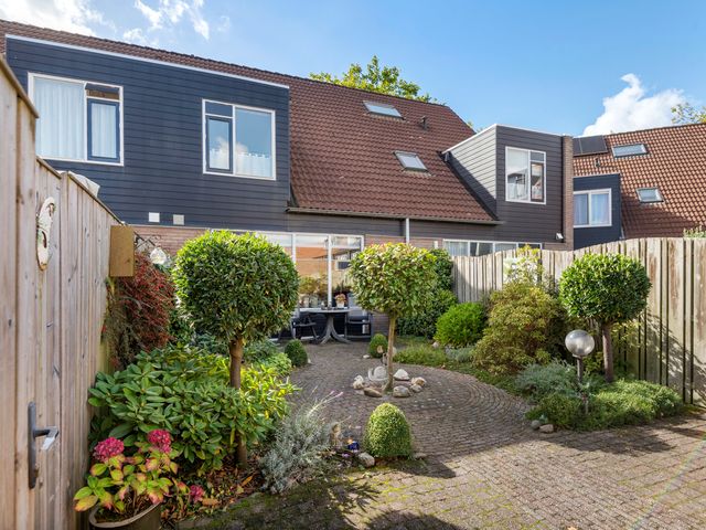Vrekenhorst 64, Veenendaal
