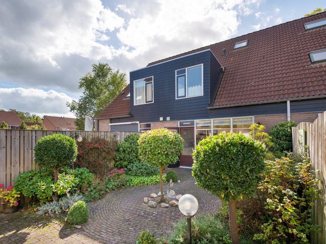 Vrekenhorst 64, Veenendaal