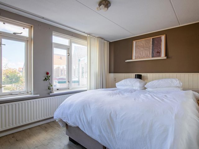 Noordwester 70, Den Burg