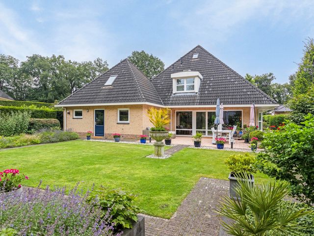 Falkenburgerf 7, Ommen