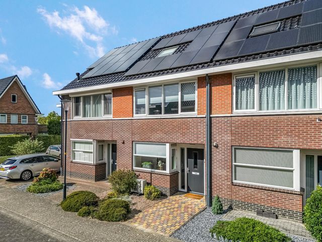 Dwarsdijk 11, Bemmel