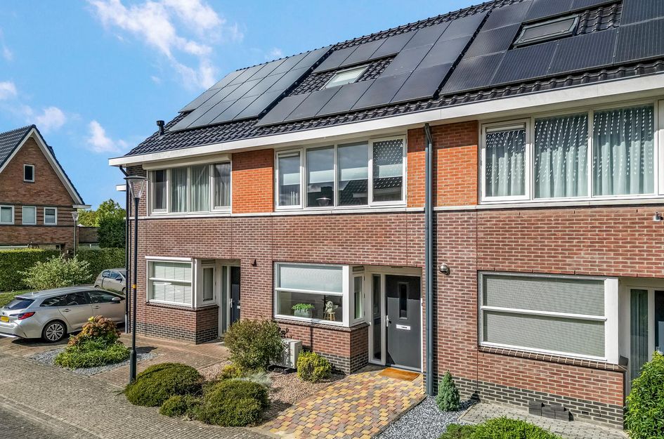 Dwarsdijk 11