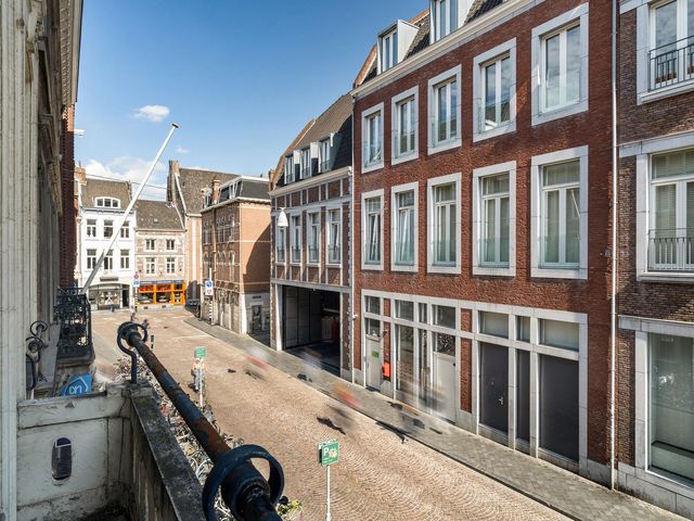 Helmstraat 8B, Maastricht