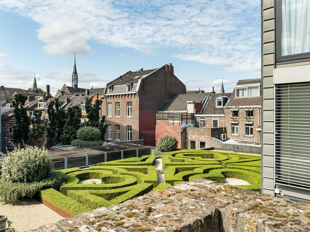 Helmstraat 8B, Maastricht