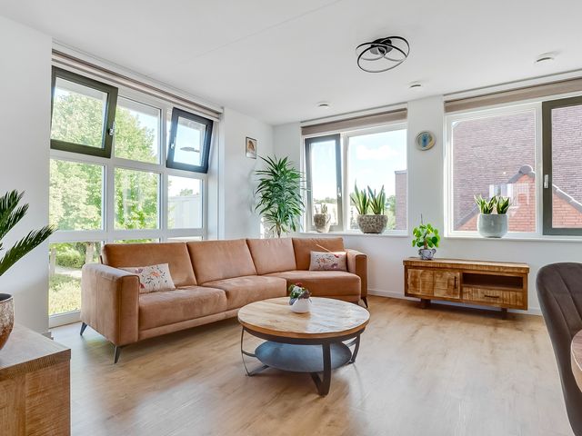 Grundel 18, Rijsenhout