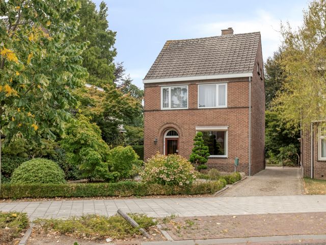 Heerweg 28, Echt
