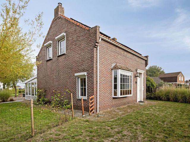 Julianastraat 74, Heikant