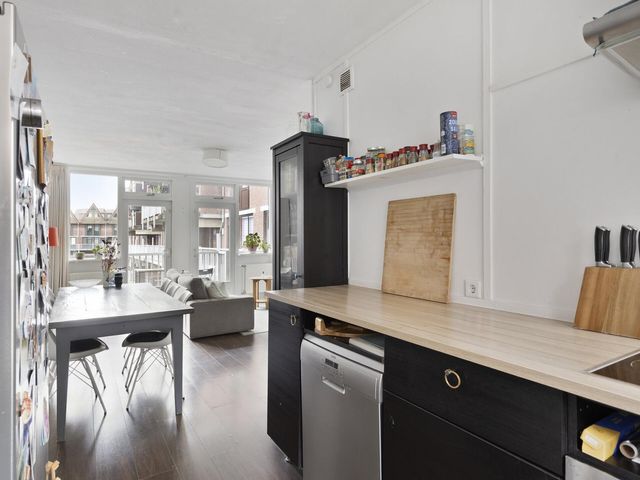 Stroveer 146, Rotterdam