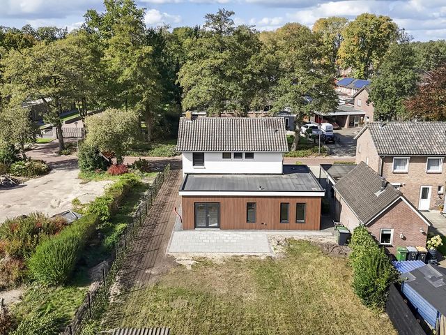 Beatrixlaan 2, Schoonebeek