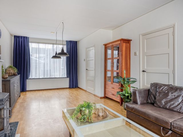 Waardekensstraat 30, Kapelle