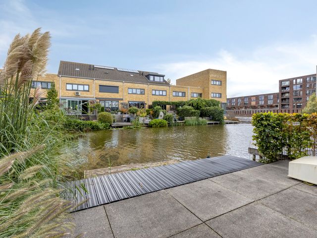 Struisgras 21, Hendrik-Ido-Ambacht