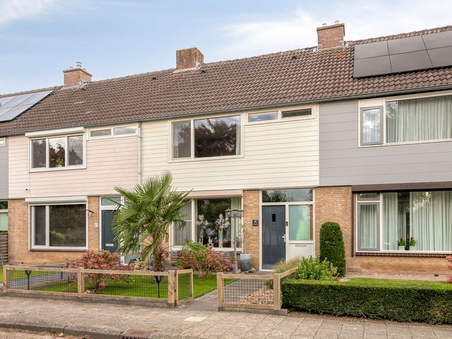 Juliana van Stolbergstraat 69, Veen