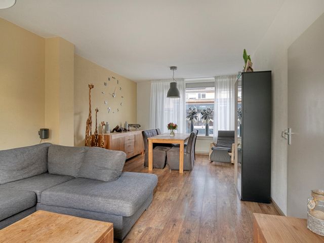 Juliana van Stolbergstraat 69, Veen