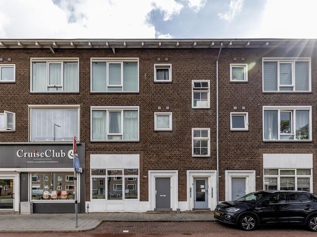 Dorpsweg 102A, Rotterdam