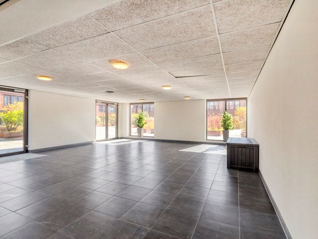 Simon Carmiggelthof 248, Den Haag
