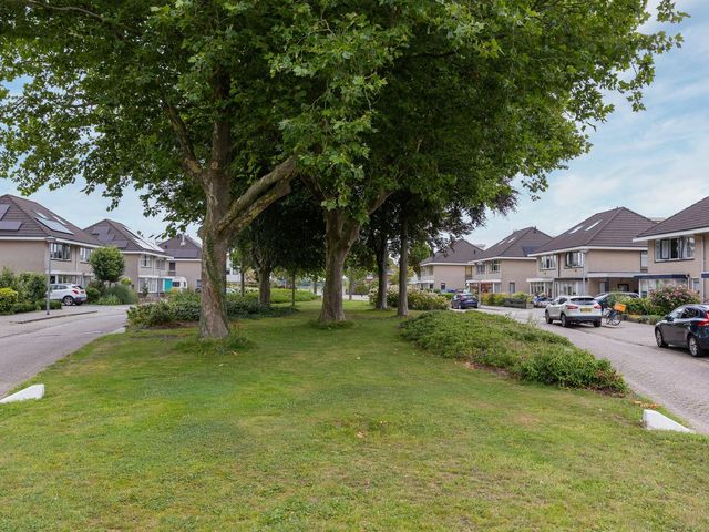 Weder 2, Midwoud