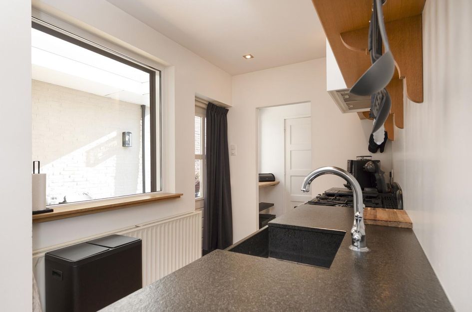 Jodenstraat 8