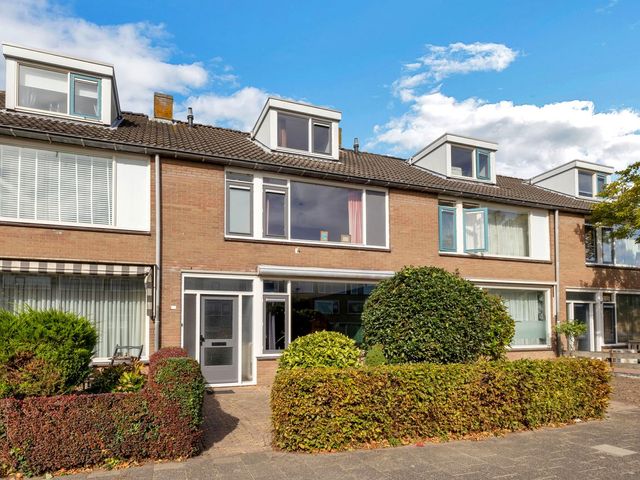 Reede 113, Brielle
