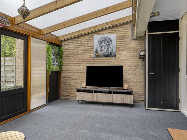Wilgenlaan 77, Etten-Leur