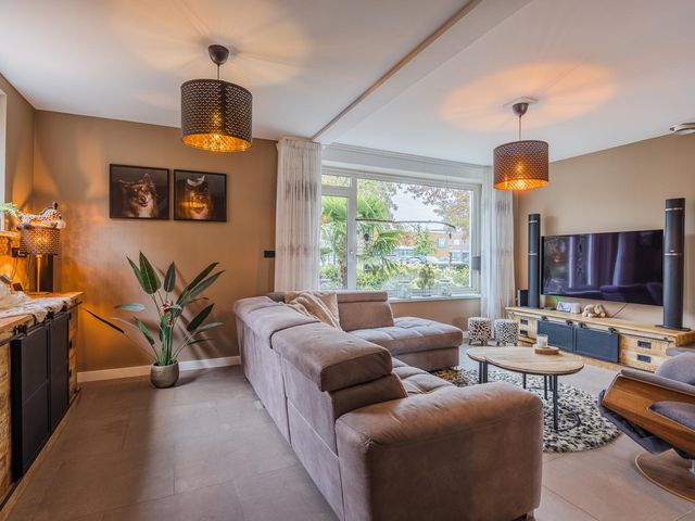 Gravin Sabinastraat 33, Zuid-Beijerland