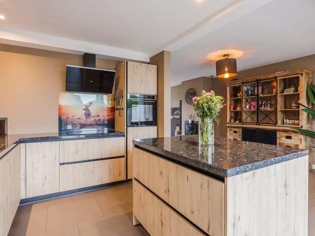 Gravin Sabinastraat 33, Zuid-Beijerland