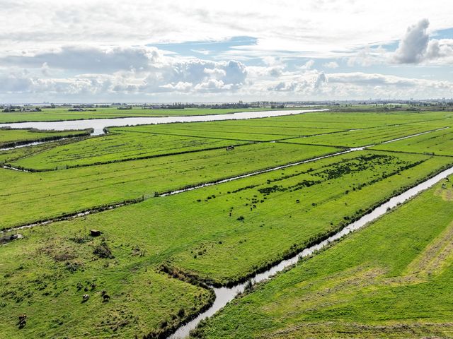 Lameroen 46, Monnickendam