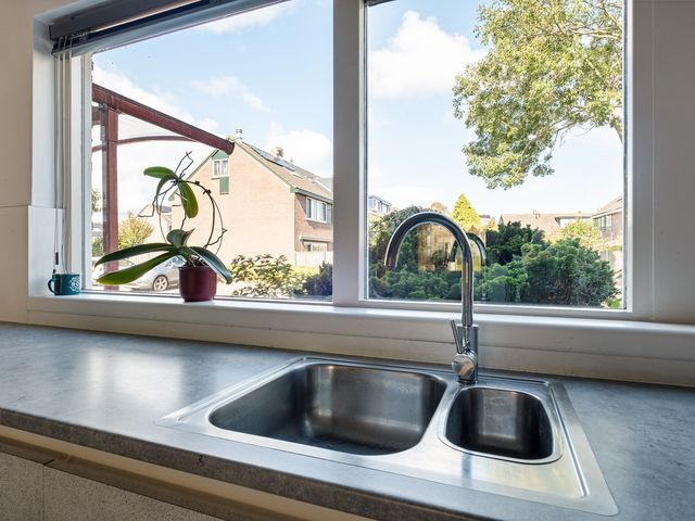 Lameroen 46, Monnickendam