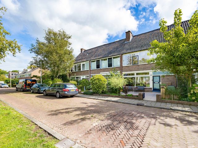 Franz Lisztlaan 16, Voorschoten