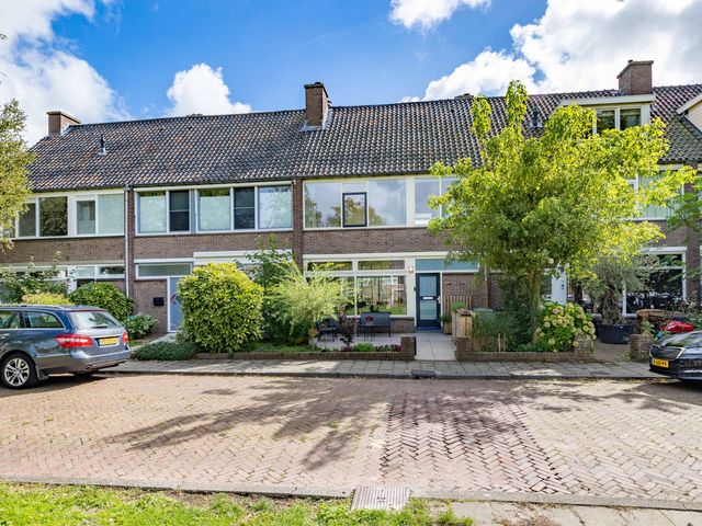 Franz Lisztlaan 16, Voorschoten