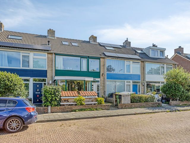 Douw van der Kraplaan 29, Voorschoten