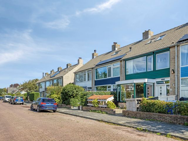 Douw van der Kraplaan 29, Voorschoten
