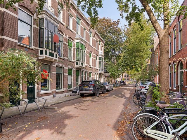 Valdezstraat 4, Leiden