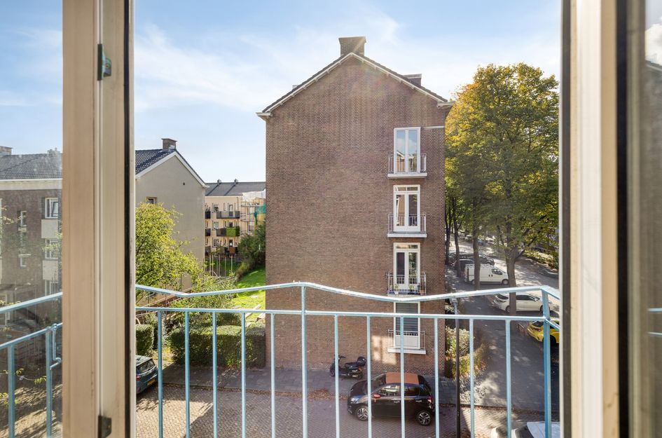 Dr H. Colijnlaan 145